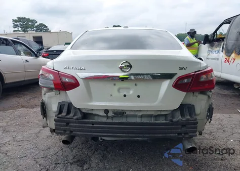 2018 Nissan Altima 2.5 Sv z USA, uszkodzony, nr VIN 1N4AL3APXJC233320